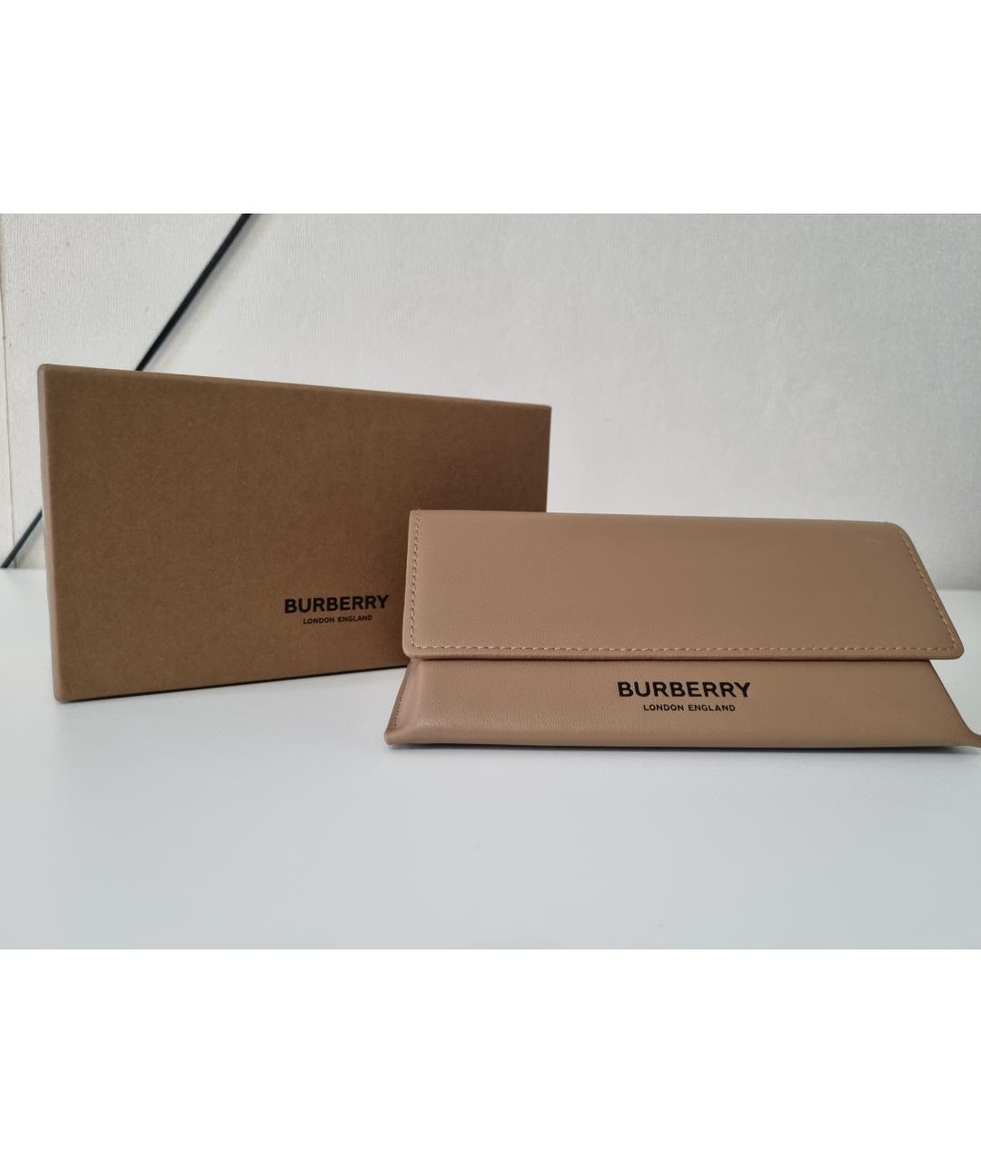 BURBERRY Бордовые пластиковые солнцезащитные очки, фото 4