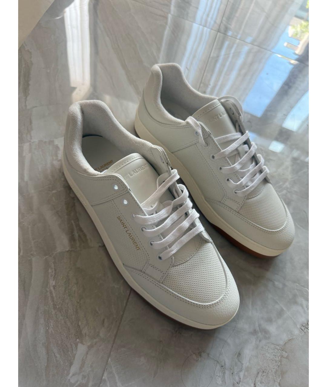 SAINT LAURENT Белые кожаные низкие кроссовки / кеды, фото 2