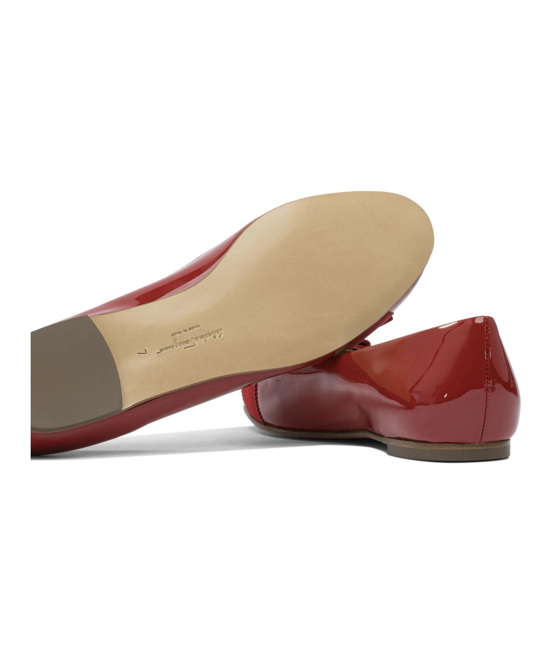 FERRAGAMO Красные кожаные балетки, фото 5