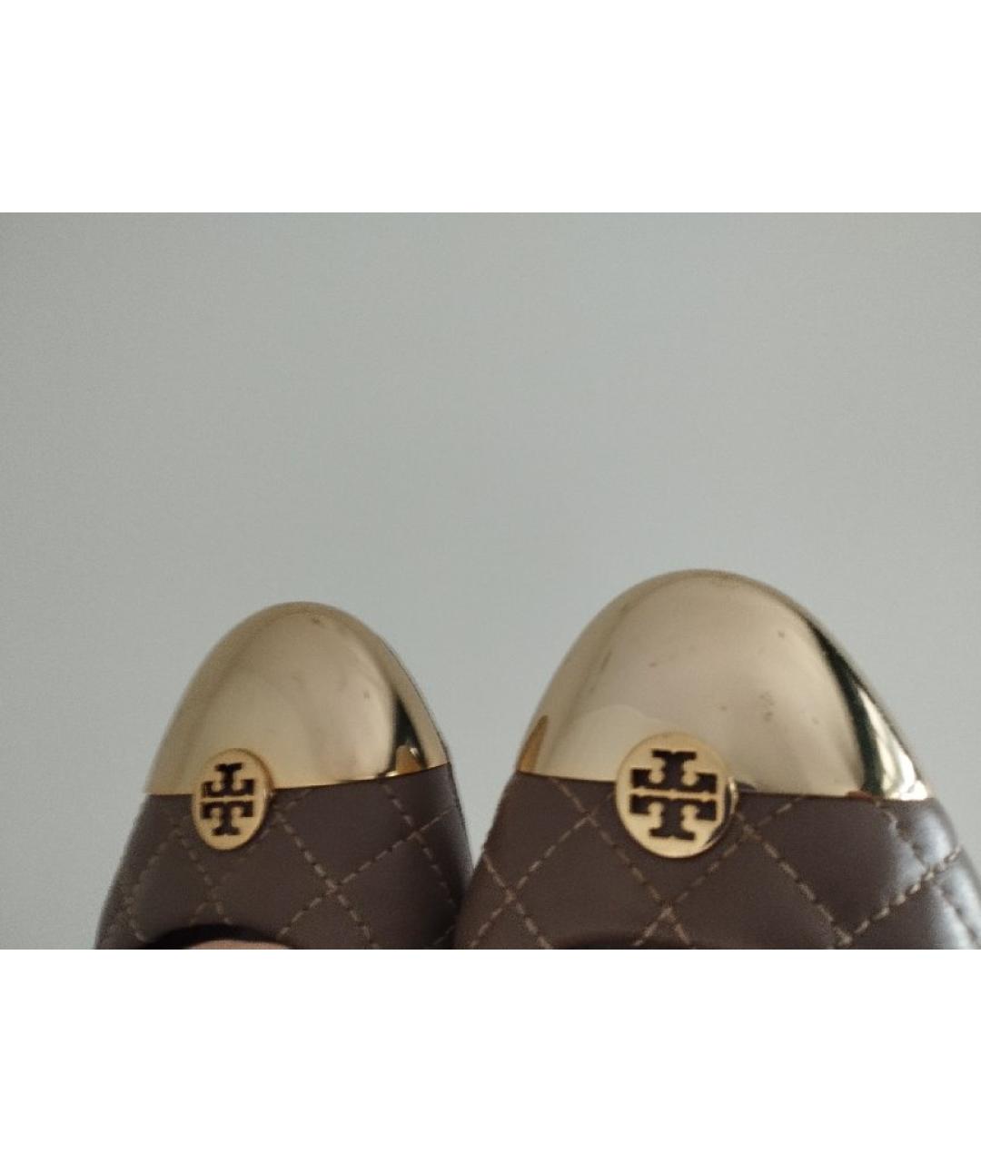 TORY BURCH Антрацитовые кожаные балетки, фото 8