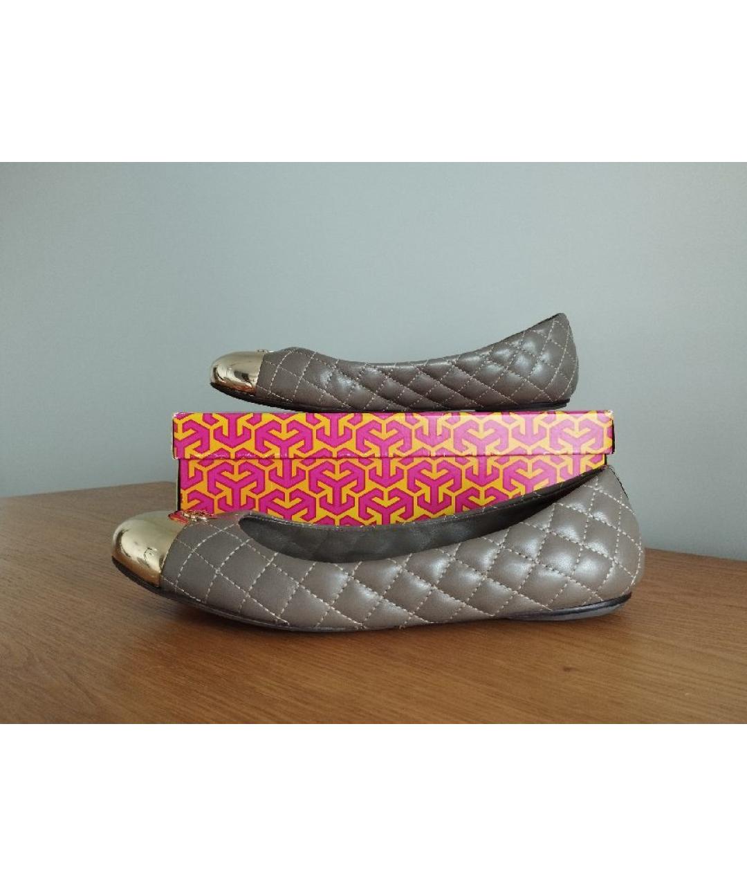 TORY BURCH Антрацитовые кожаные балетки, фото 5