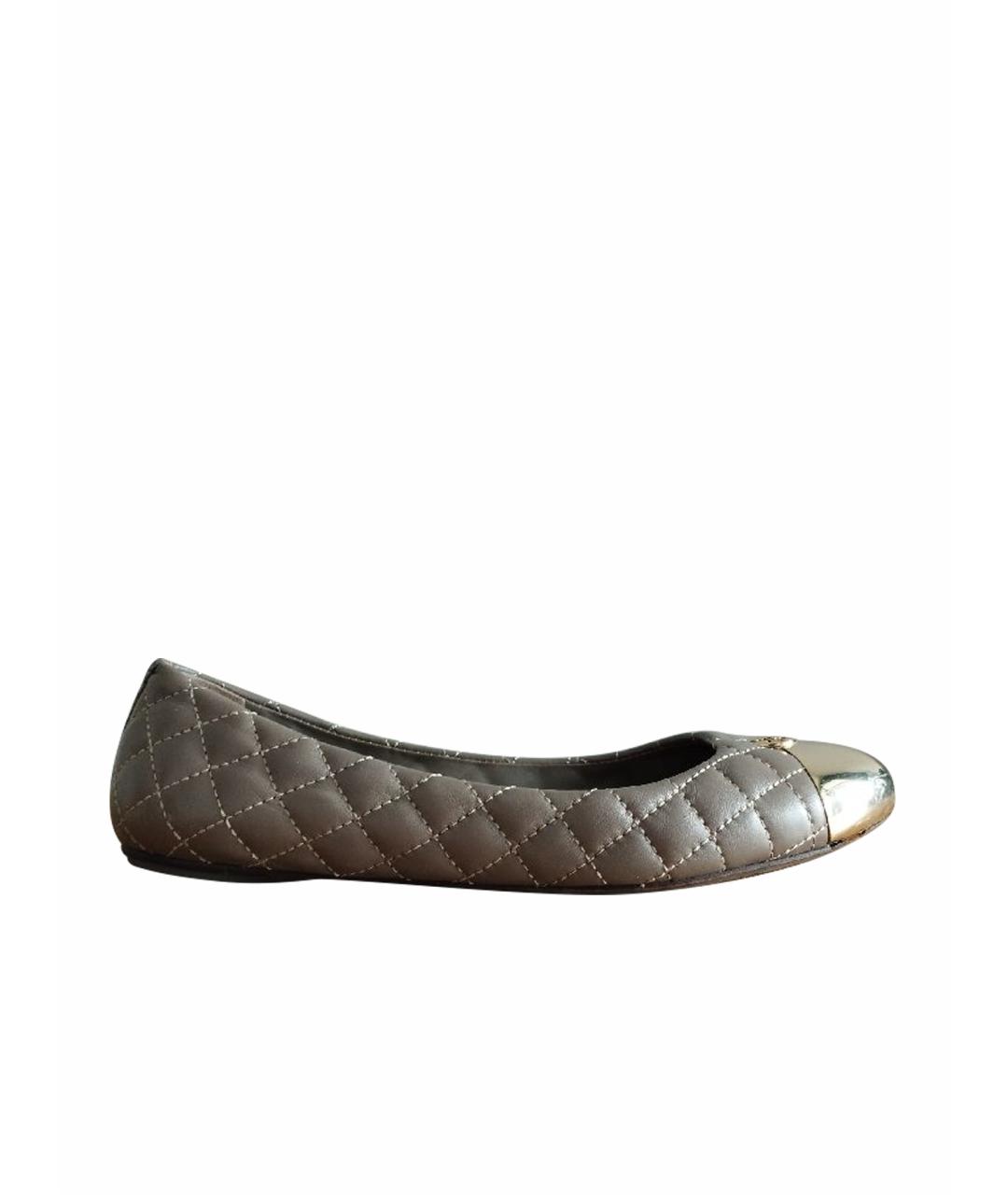 TORY BURCH Антрацитовые кожаные балетки, фото 1