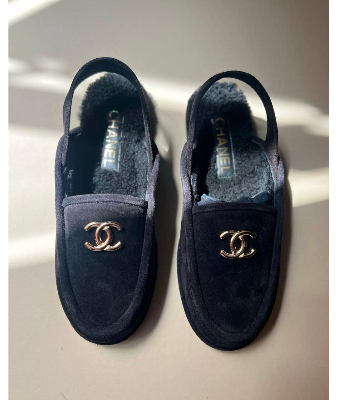 CHANEL Черные замшевые мюли, фото 2