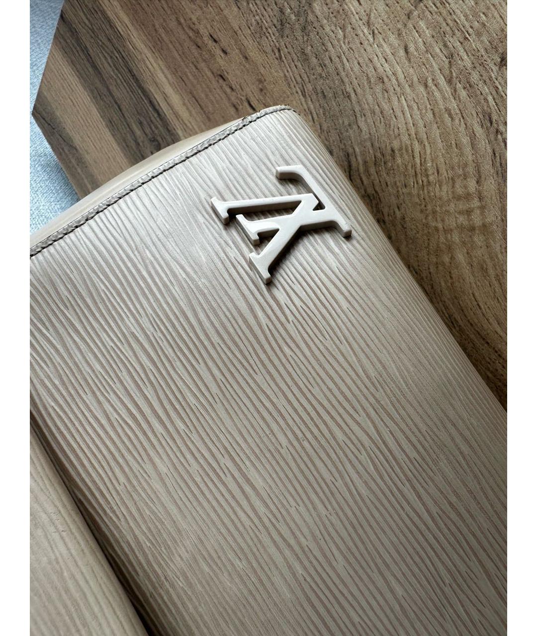 LOUIS VUITTON Бежевая кожаная сумка с короткими ручками, фото 7