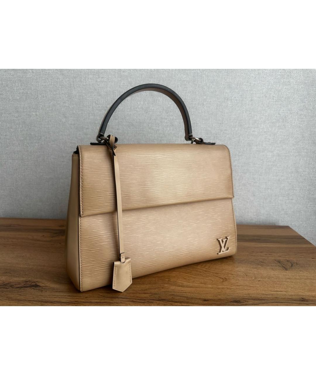 LOUIS VUITTON Бежевая кожаная сумка с короткими ручками, фото 9