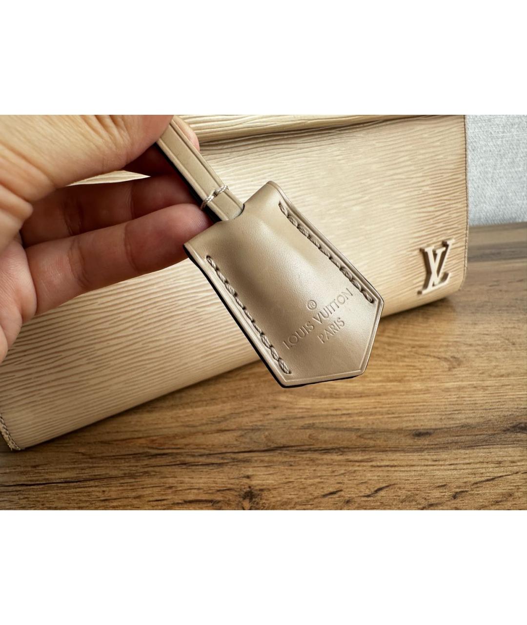 LOUIS VUITTON Бежевая кожаная сумка с короткими ручками, фото 4