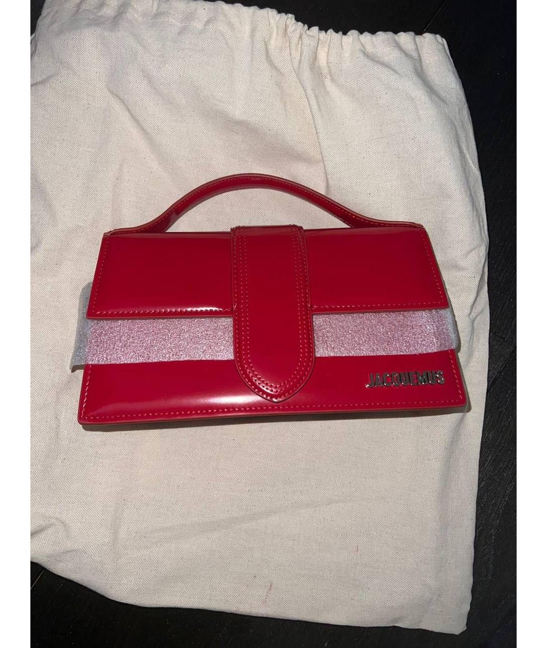JACQUEMUS Красная сумка с короткими ручками из лакированной кожи, фото 4