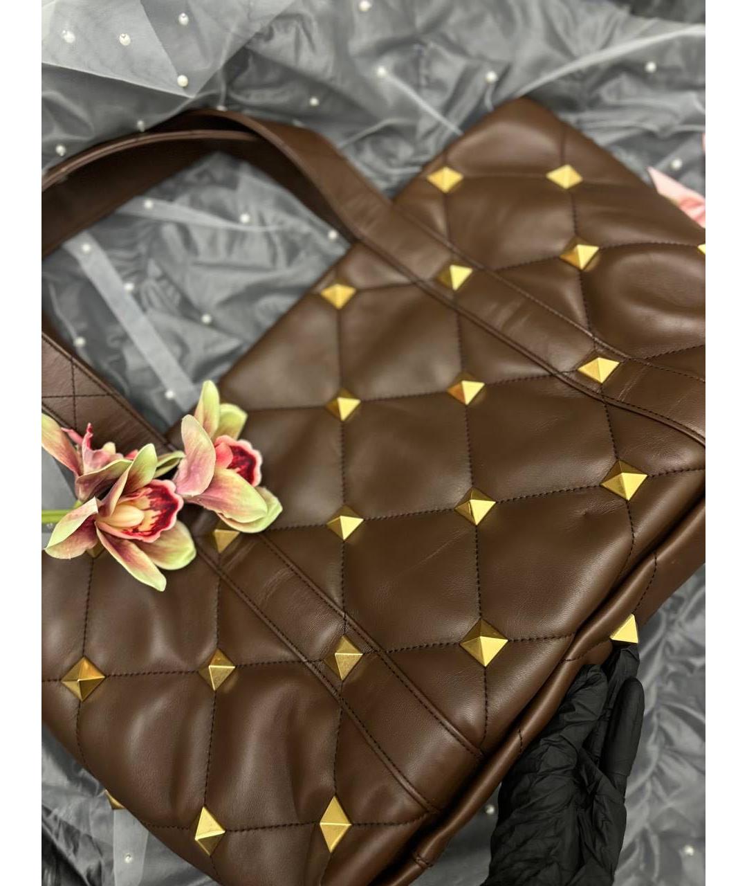 VALENTINO Коричневая кожаная сумка тоут, фото 3