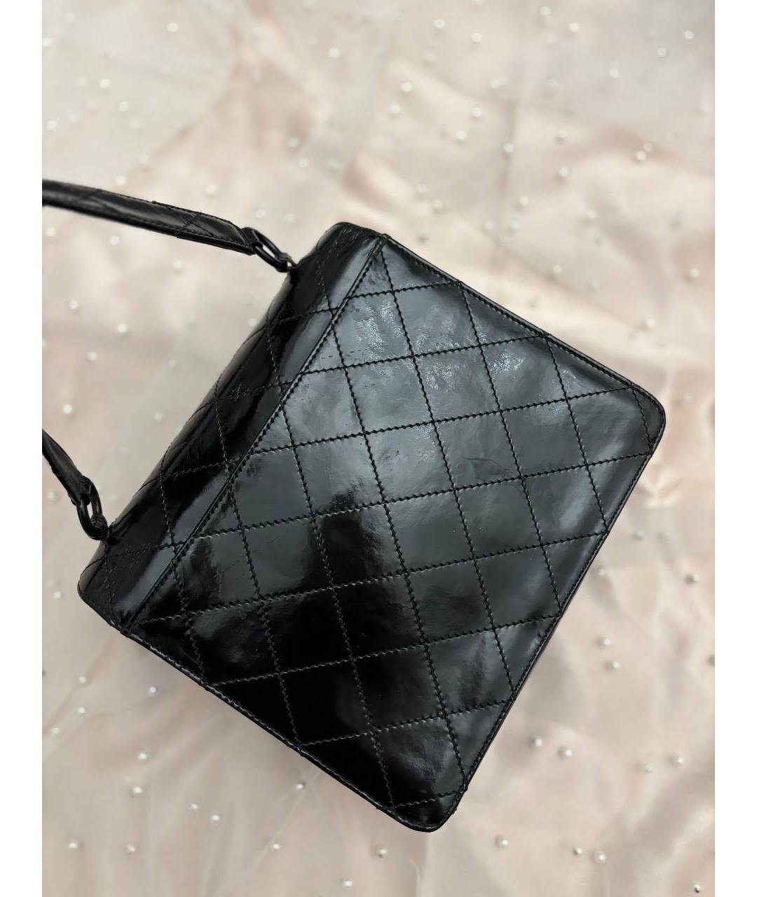 CHANEL Черная сумка тоут из лакированной кожи, фото 3