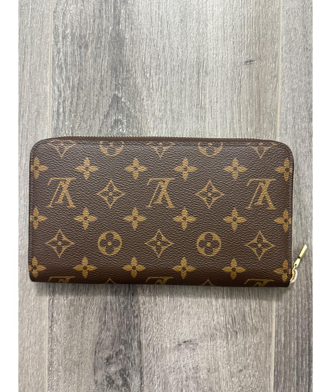 LOUIS VUITTON Коричневый кошелек, фото 2
