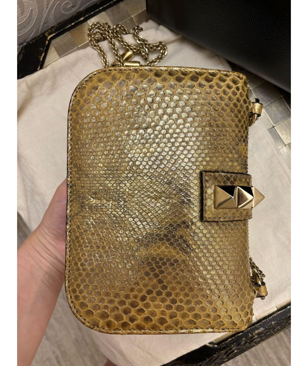 VALENTINO Золотая сумка через плечо из экзотической кожи, фото 4