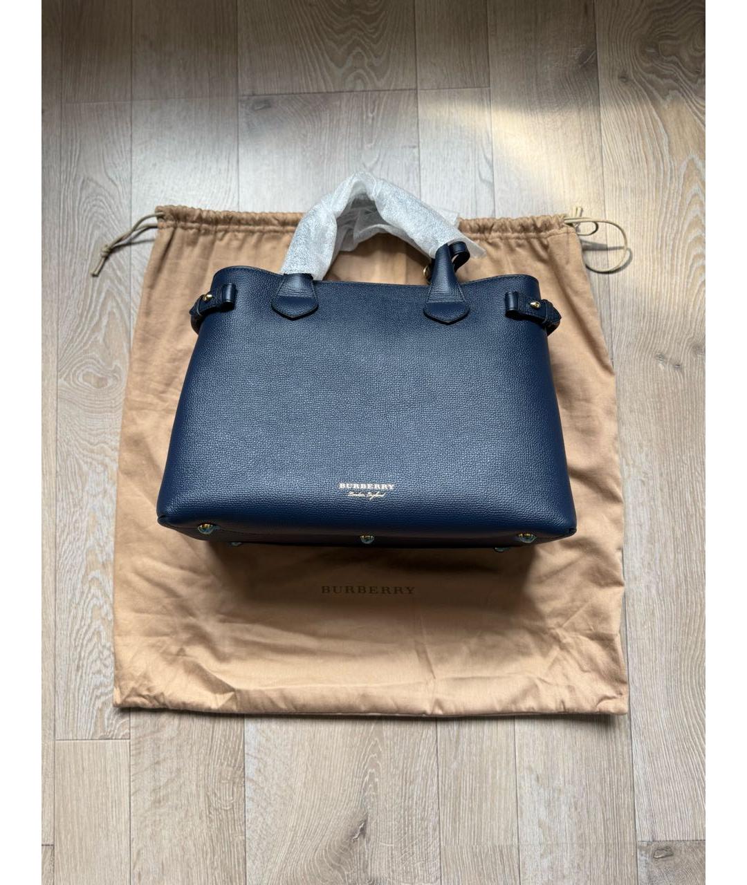 BURBERRY Темно-синяя кожаная сумка с короткими ручками, фото 7