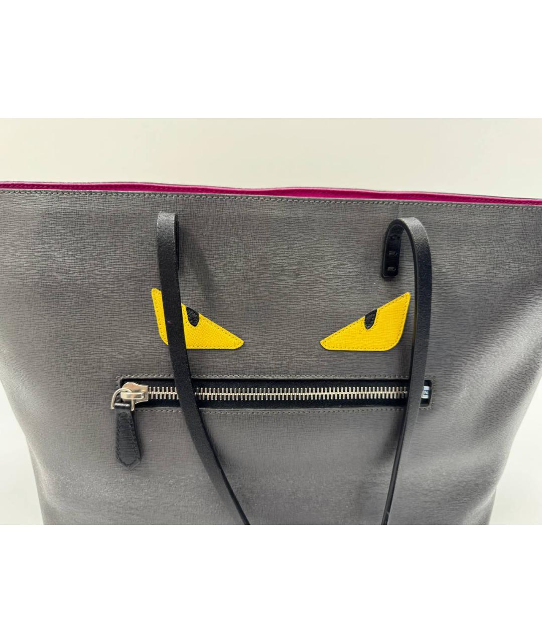 FENDI Серая сумка тоут из лакированной кожи, фото 2