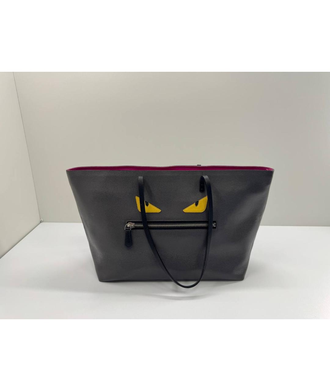 FENDI Серая сумка тоут из лакированной кожи, фото 10