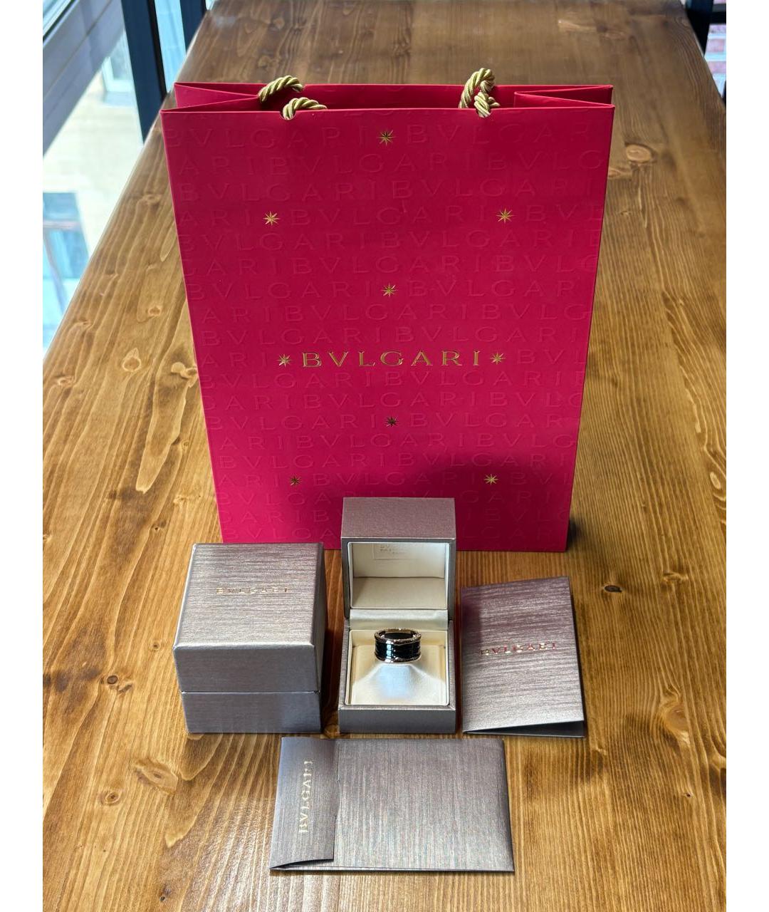BVLGARI Черное кольцо из розового золота, фото 2