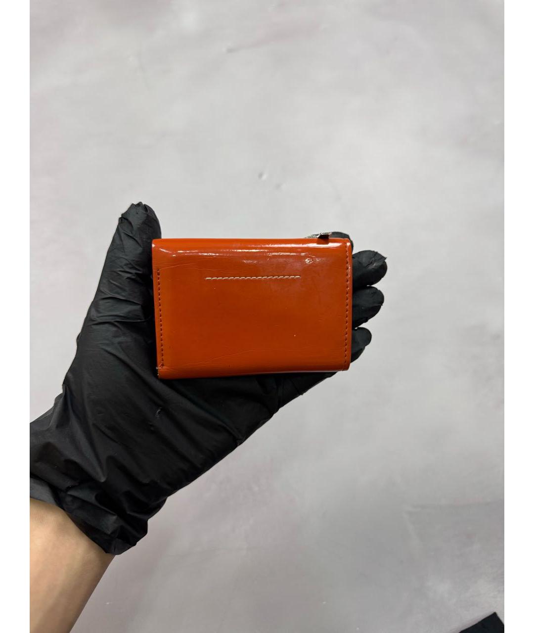 MM6 MAISON MARGIELA Красный кошелек из лакированной кожи, фото 3
