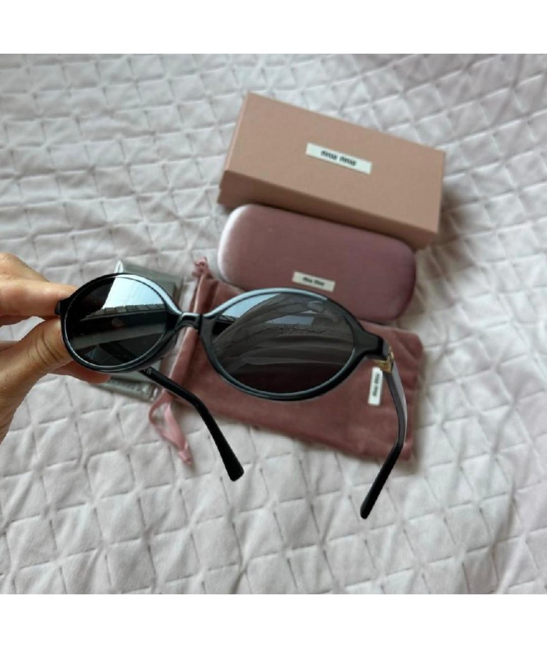 MIU MIU Черные пластиковые солнцезащитные очки, фото 3