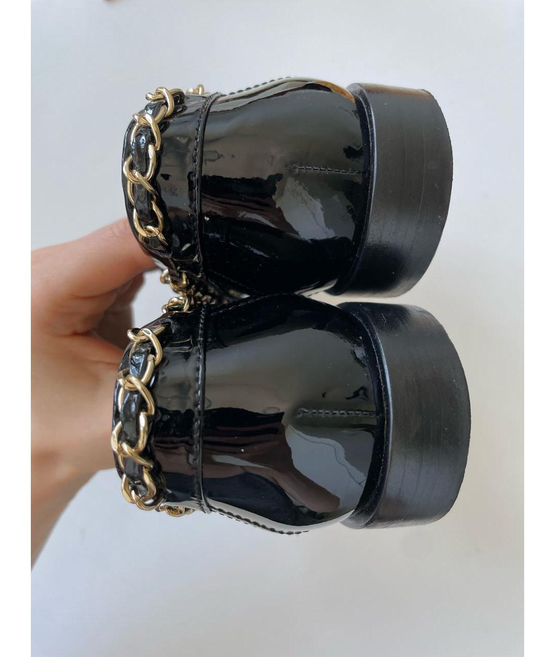 CHANEL Черные лоферы из лакированной кожи, фото 4