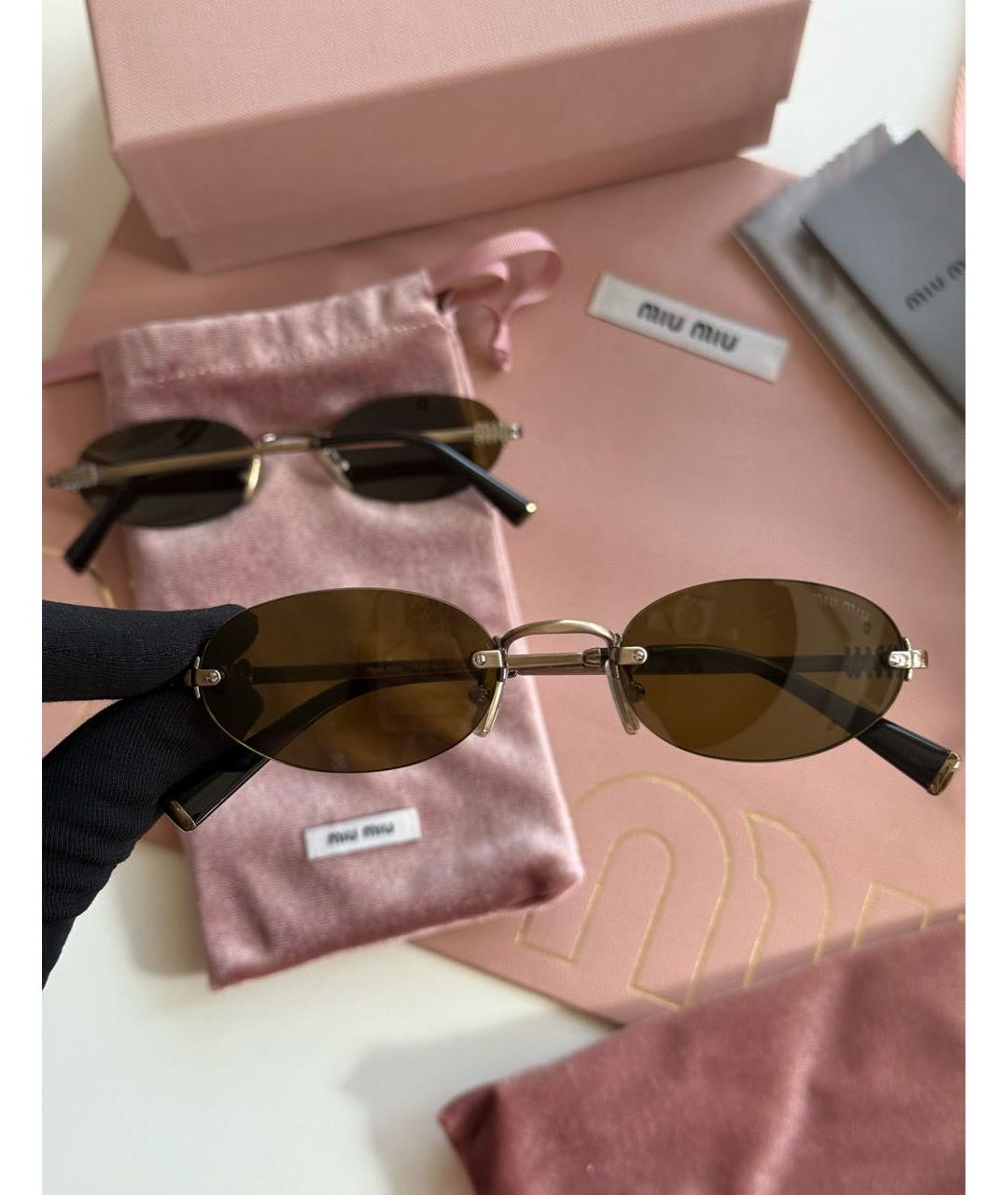 MIU MIU Золотые металлические солнцезащитные очки, фото 2