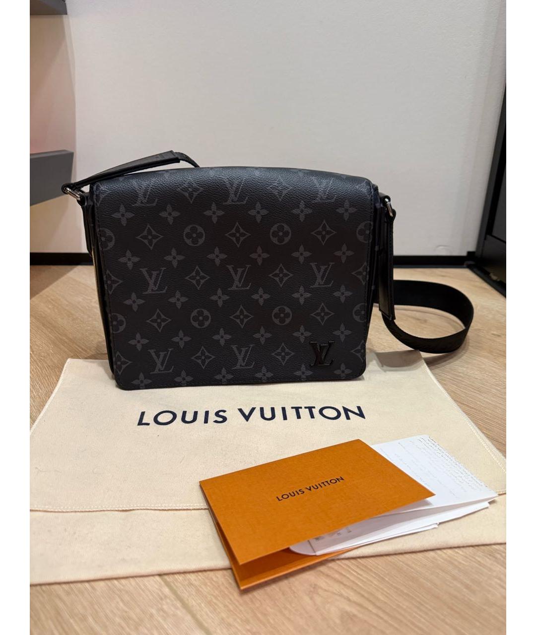 LOUIS VUITTON Темно-синяя кожаная сумка на плечо, фото 9
