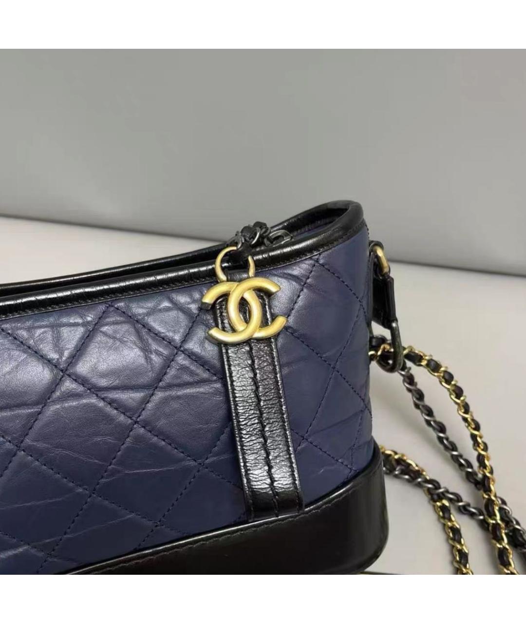 CHANEL Темно-синяя кожаная сумка через плечо, фото 3