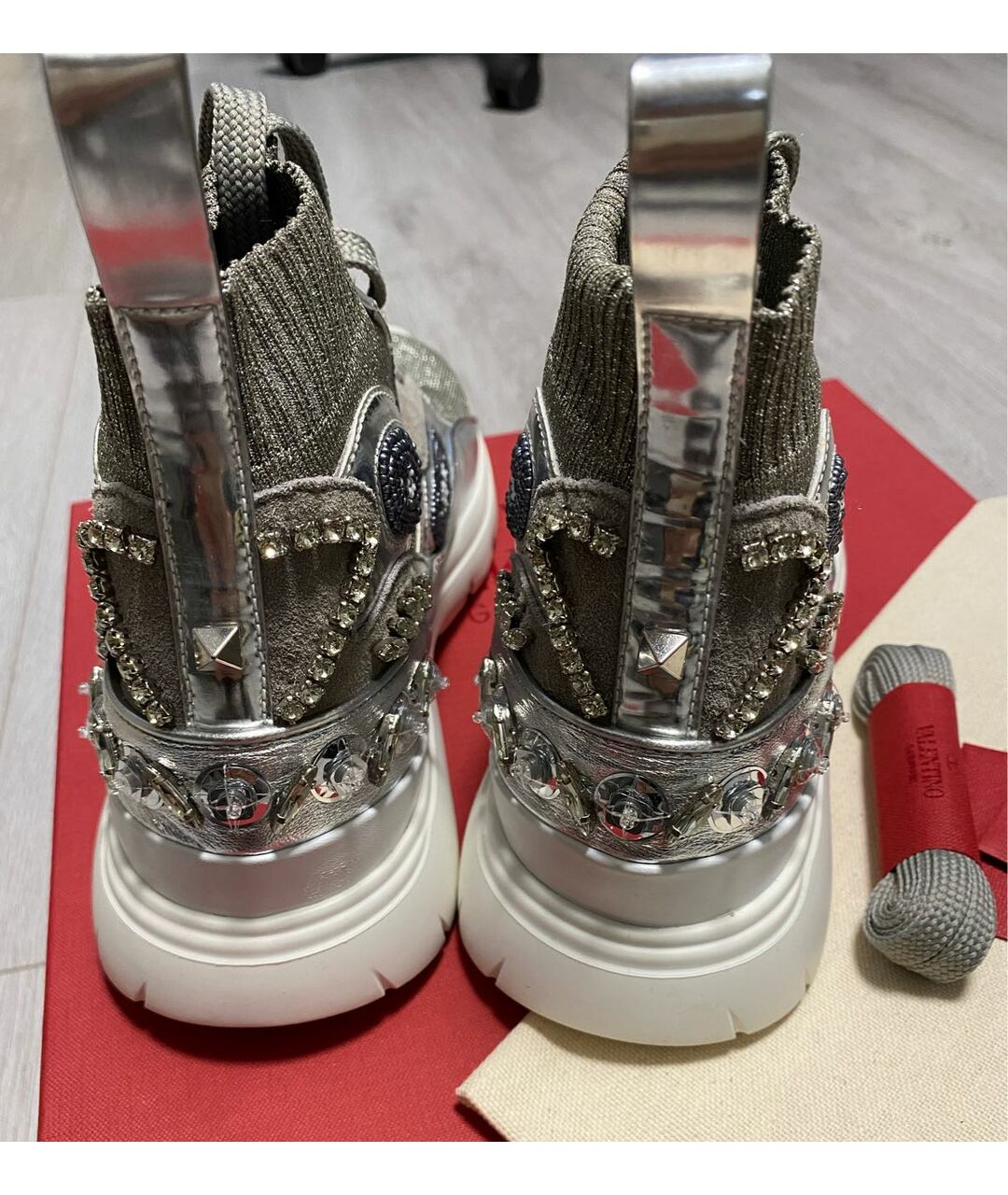 VALENTINO GARAVANI Серебряные кожаные кроссовки, фото 3