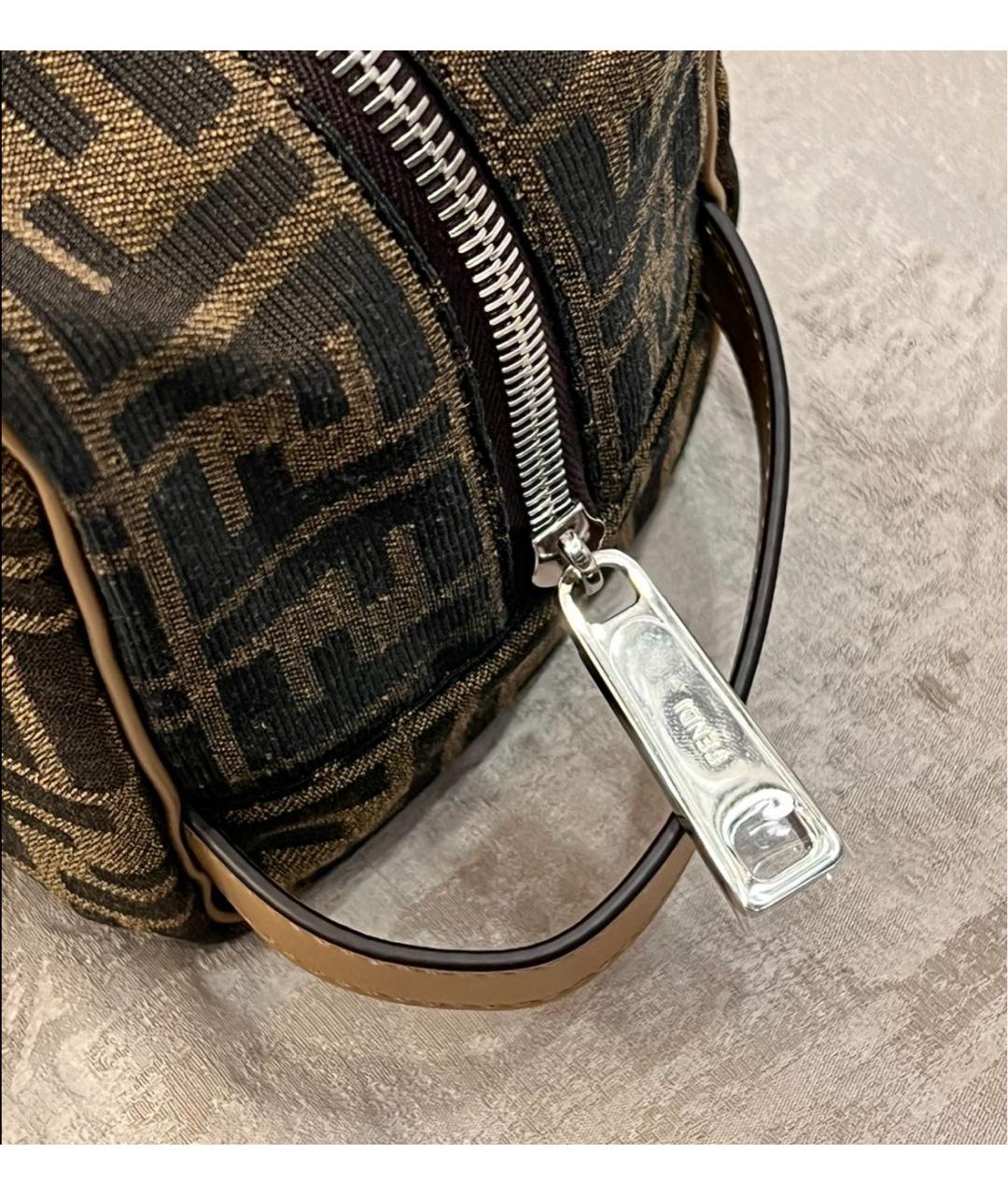 FENDI Коричневая косметичка, фото 2