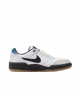 NIKE Кроссовки