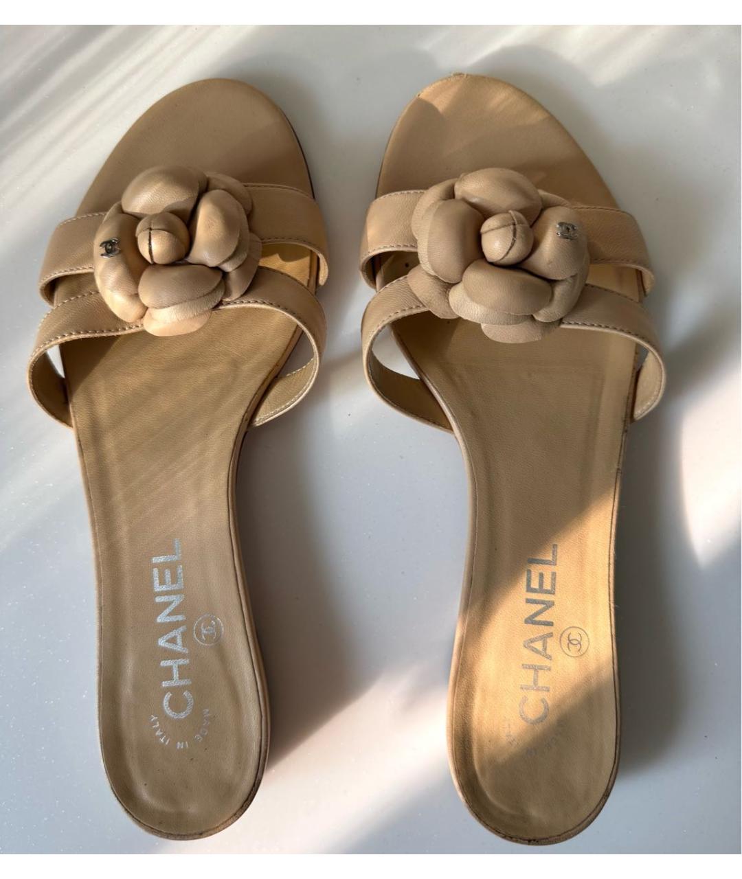 CHANEL Бежевые кожаные босоножки, фото 3