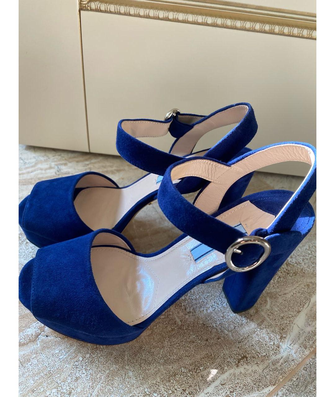 PRADA Синие замшевые босоножки, фото 6