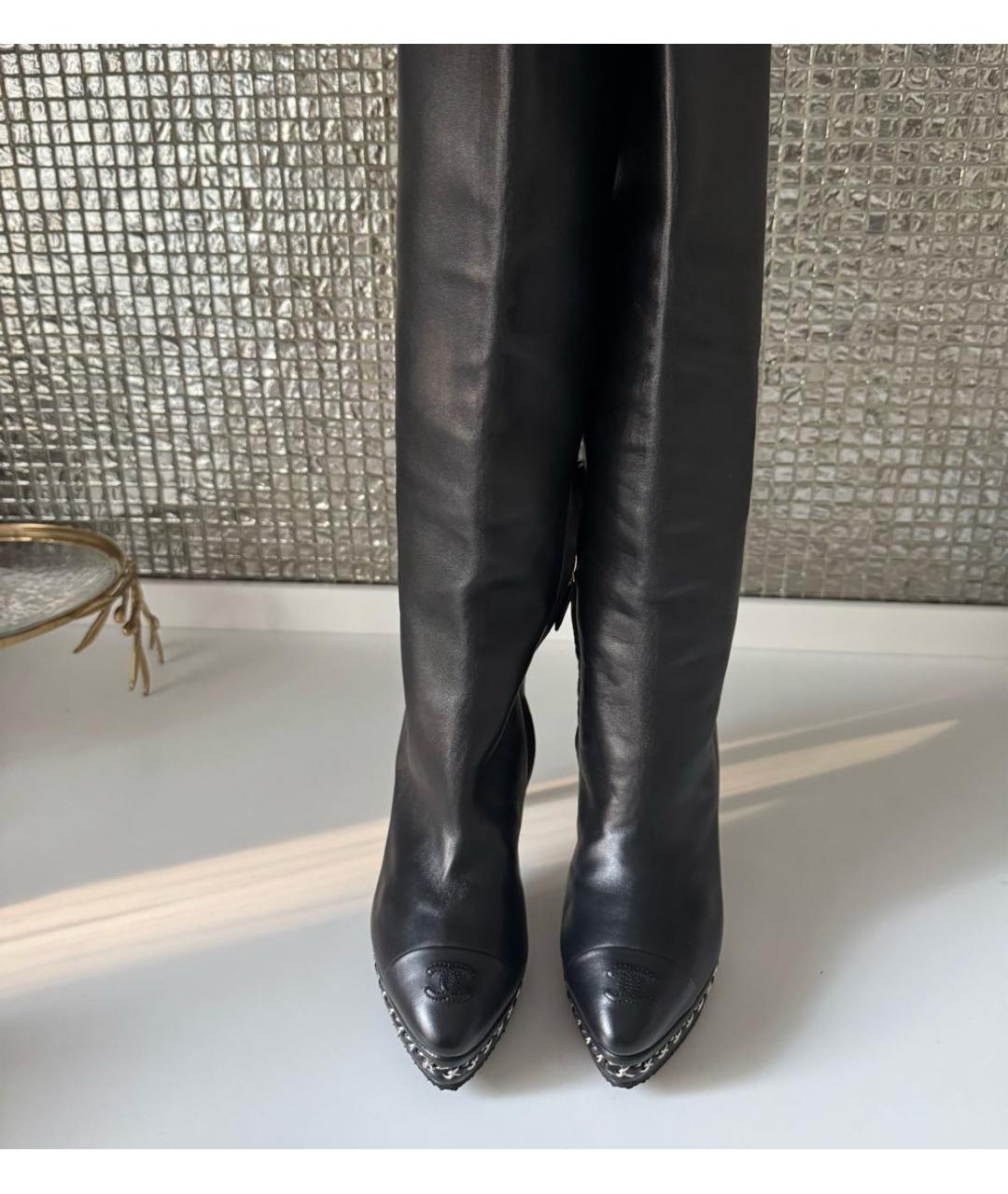 CHANEL Черные кожаные сапоги, фото 3