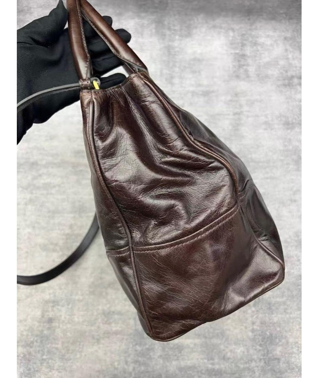 PRADA Коричневая кожаная сумка с короткими ручками, фото 5
