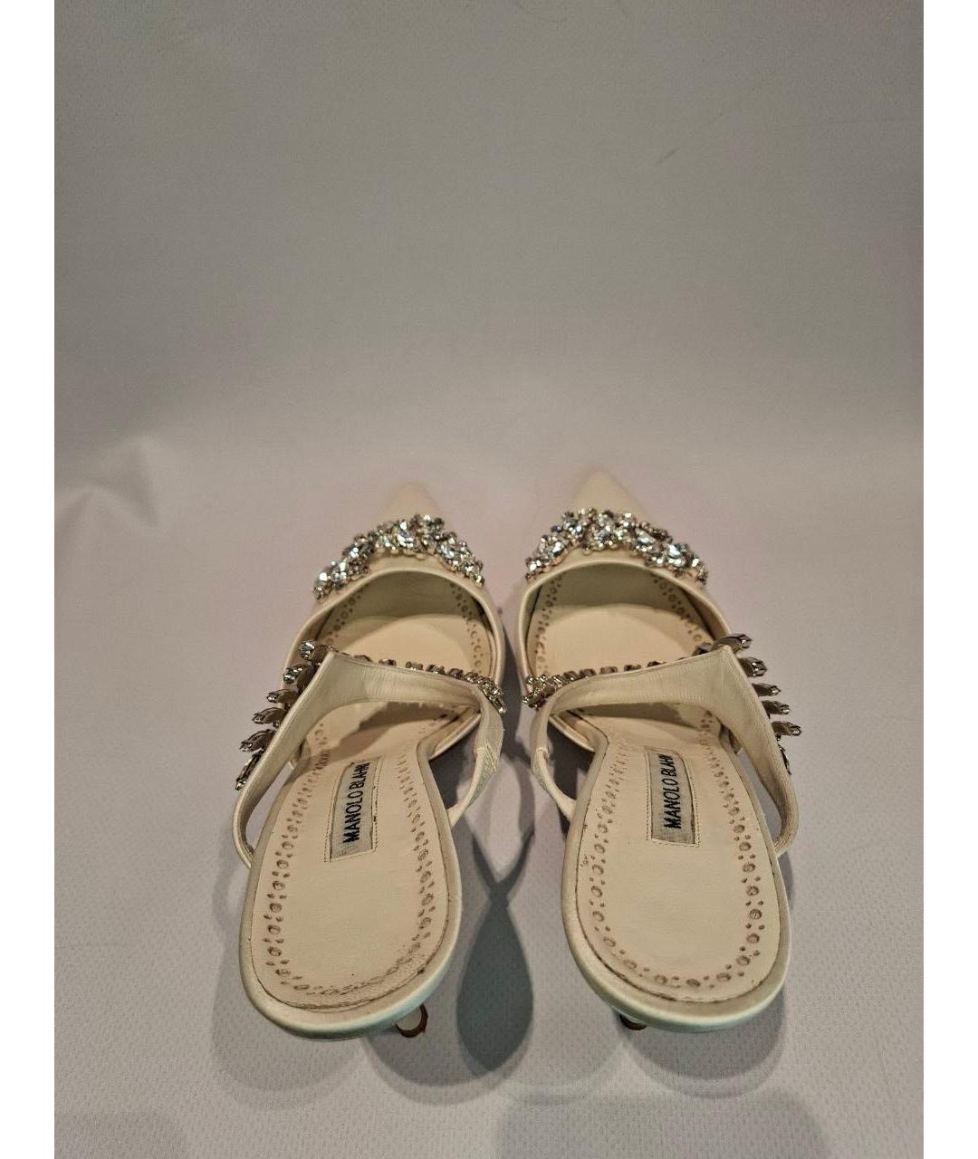 MANOLO BLAHNIK Белые лодочки на низком каблуке, фото 3
