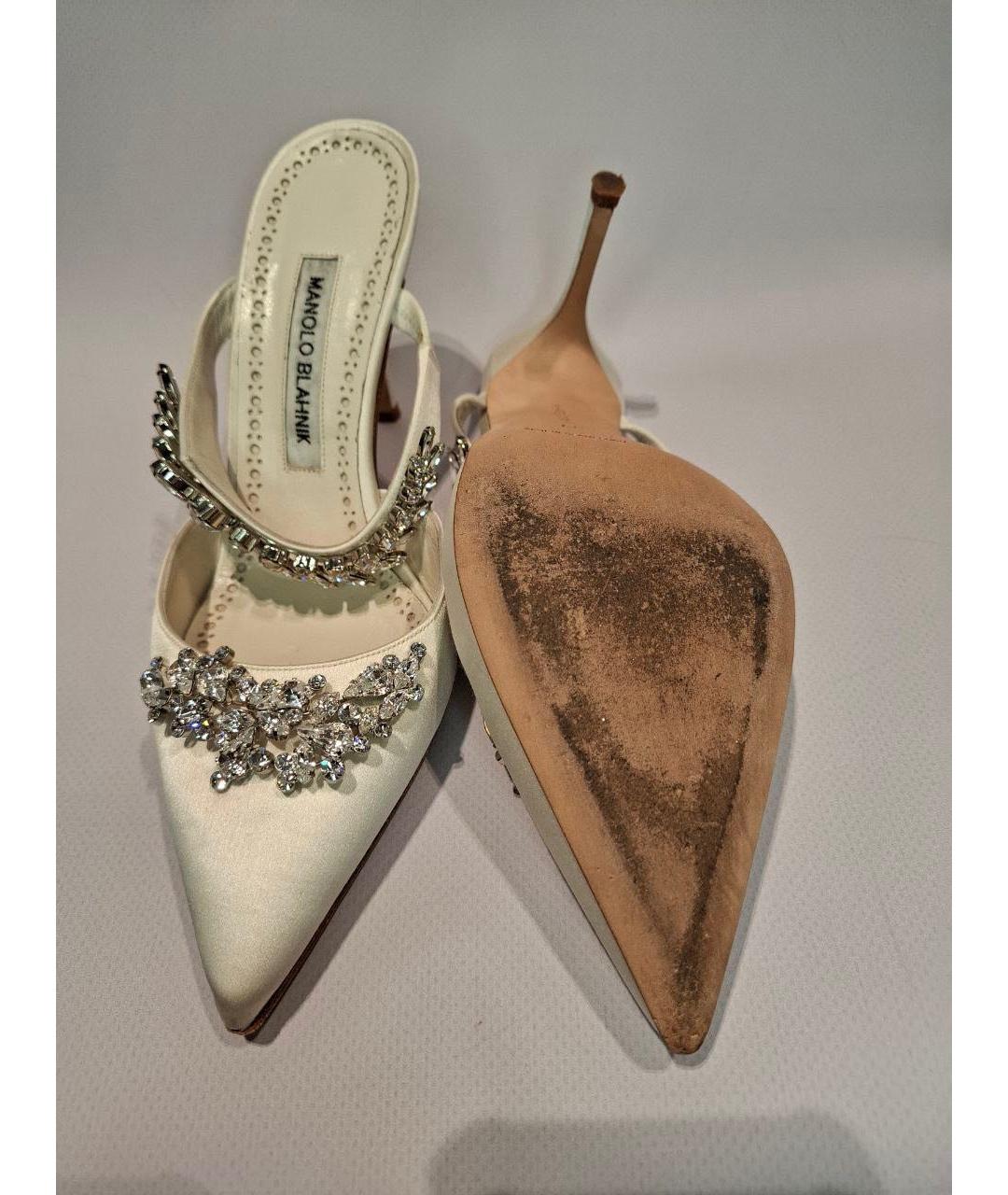 MANOLO BLAHNIK Белые лодочки на низком каблуке, фото 6