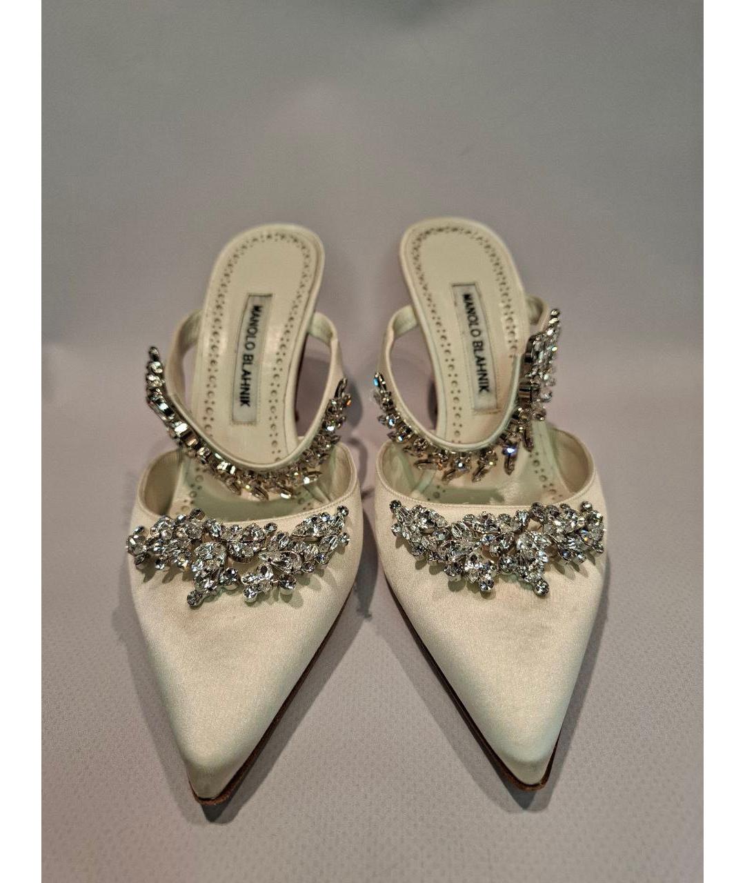 MANOLO BLAHNIK Белые лодочки на низком каблуке, фото 2