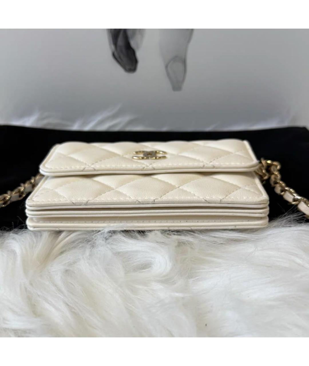 CHANEL Бежевая кожаная сумка через плечо, фото 3