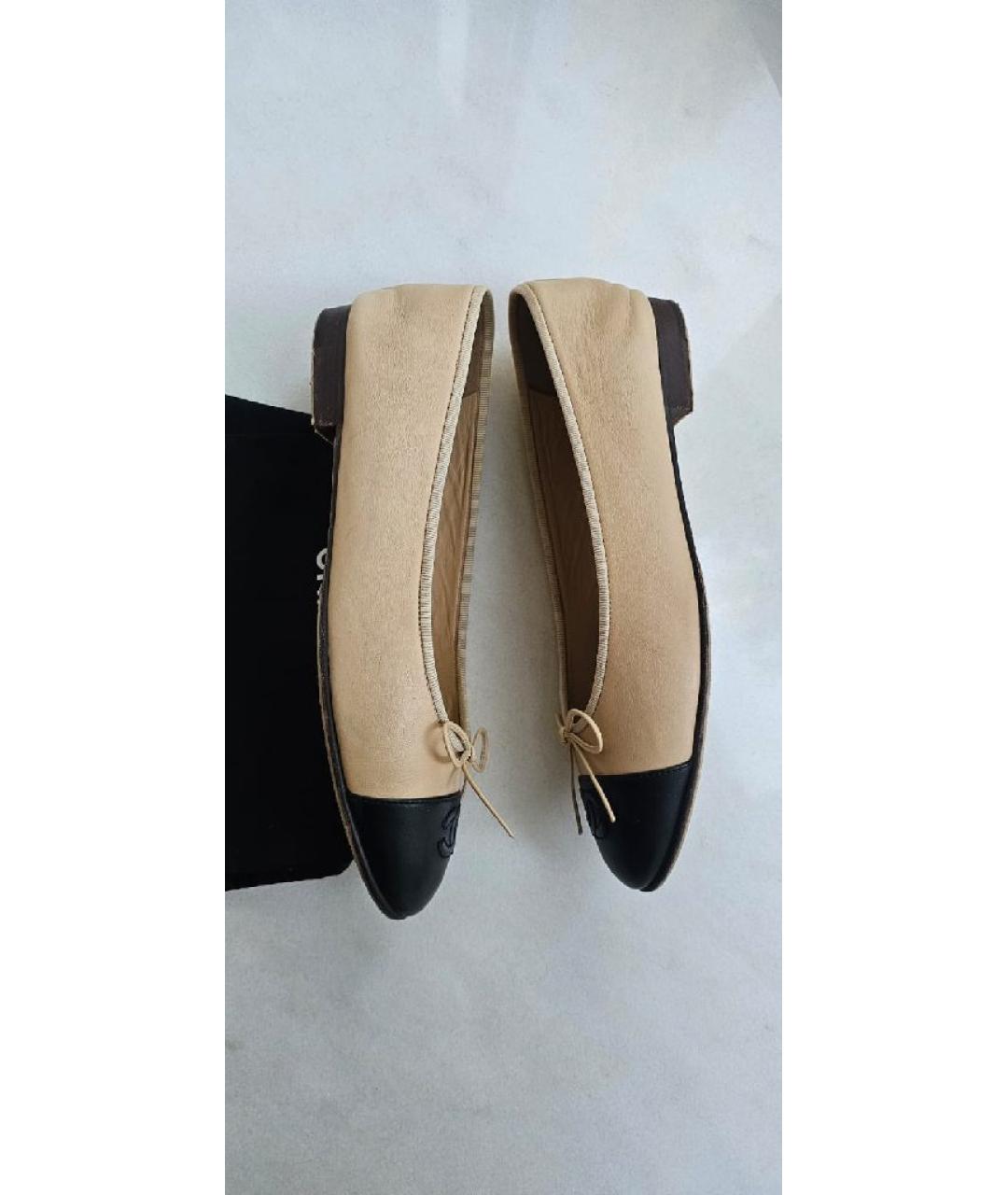 CHANEL Бежевые кожаные балетки, фото 5