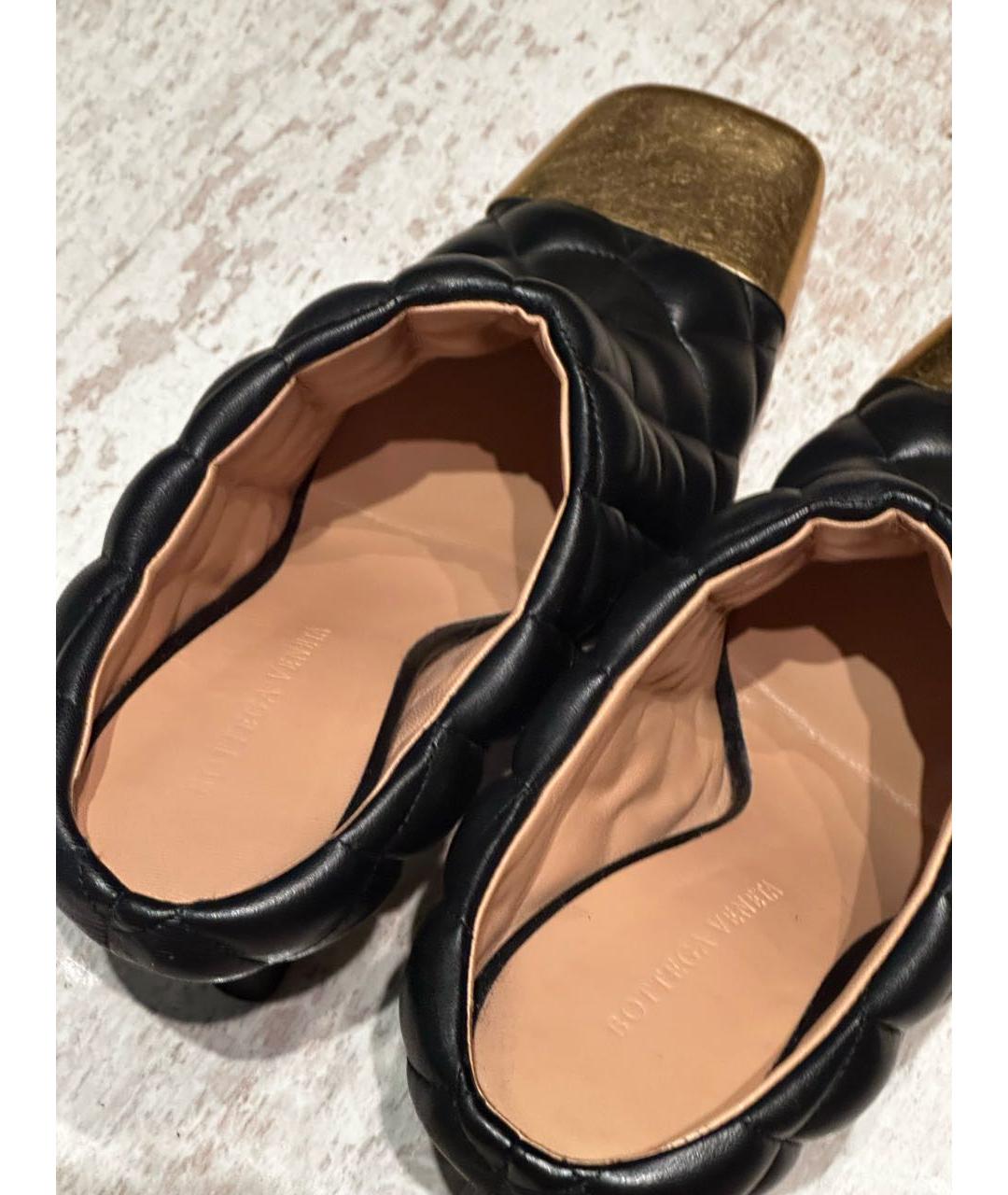 BOTTEGA VENETA Черные кожаные мюли, фото 7