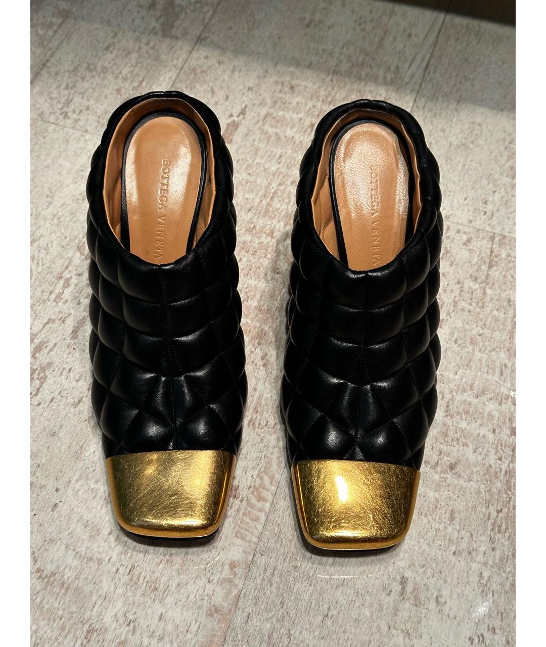 BOTTEGA VENETA Черные кожаные мюли, фото 3