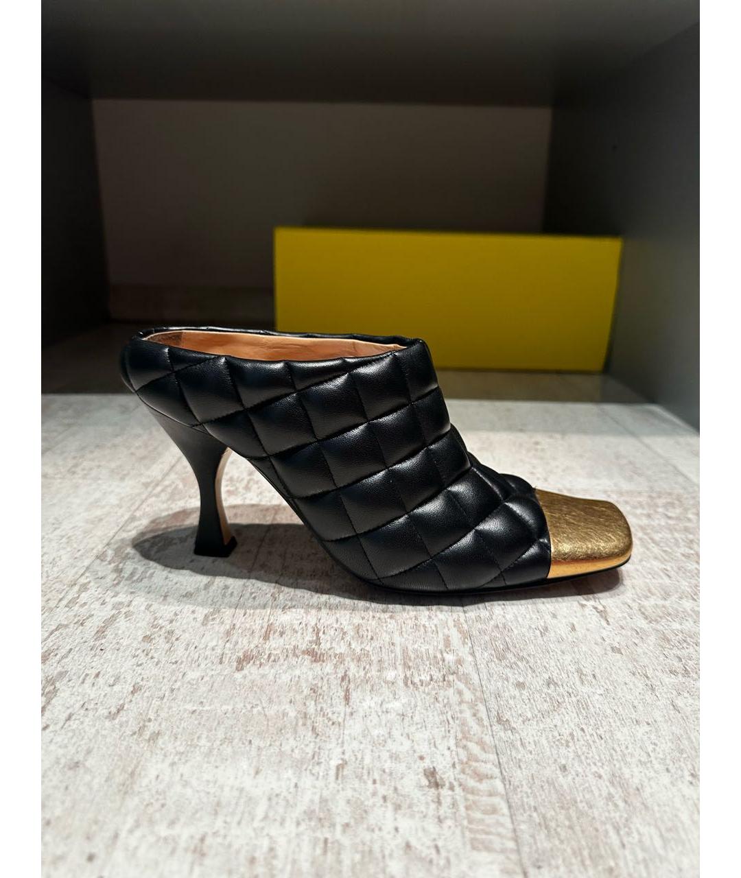 BOTTEGA VENETA Черные кожаные мюли, фото 9