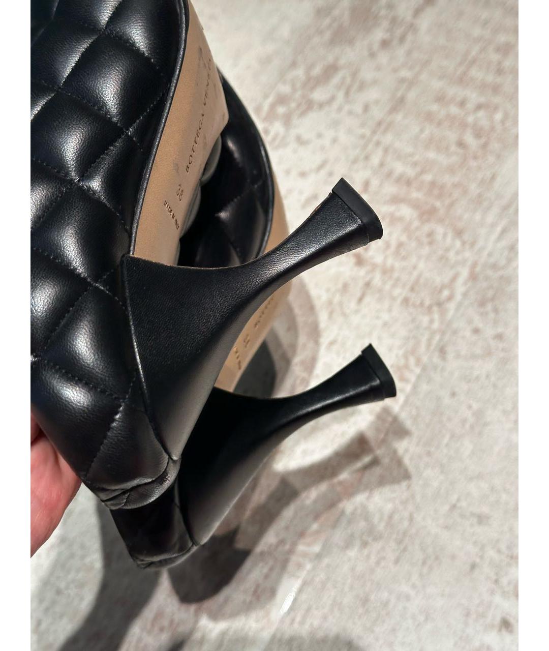 BOTTEGA VENETA Черные кожаные мюли, фото 8