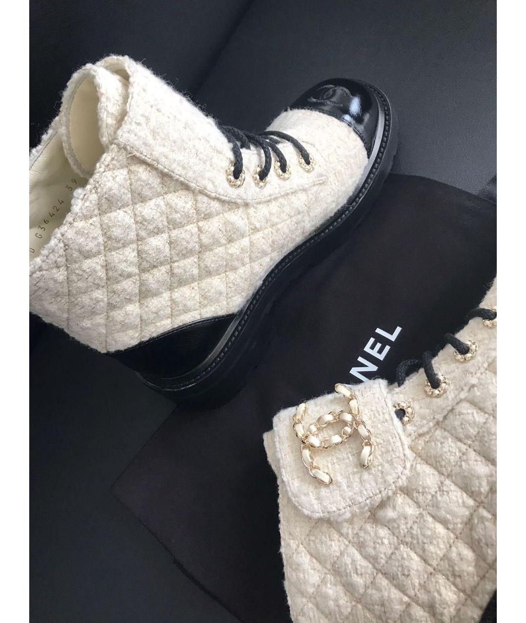 CHANEL Белые кожаные ботинки, фото 3