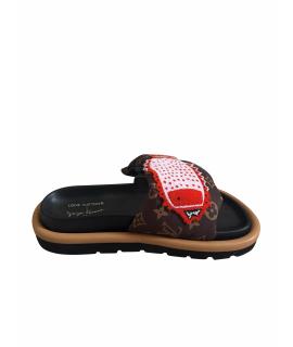 LOUIS VUITTON Шлепанцы