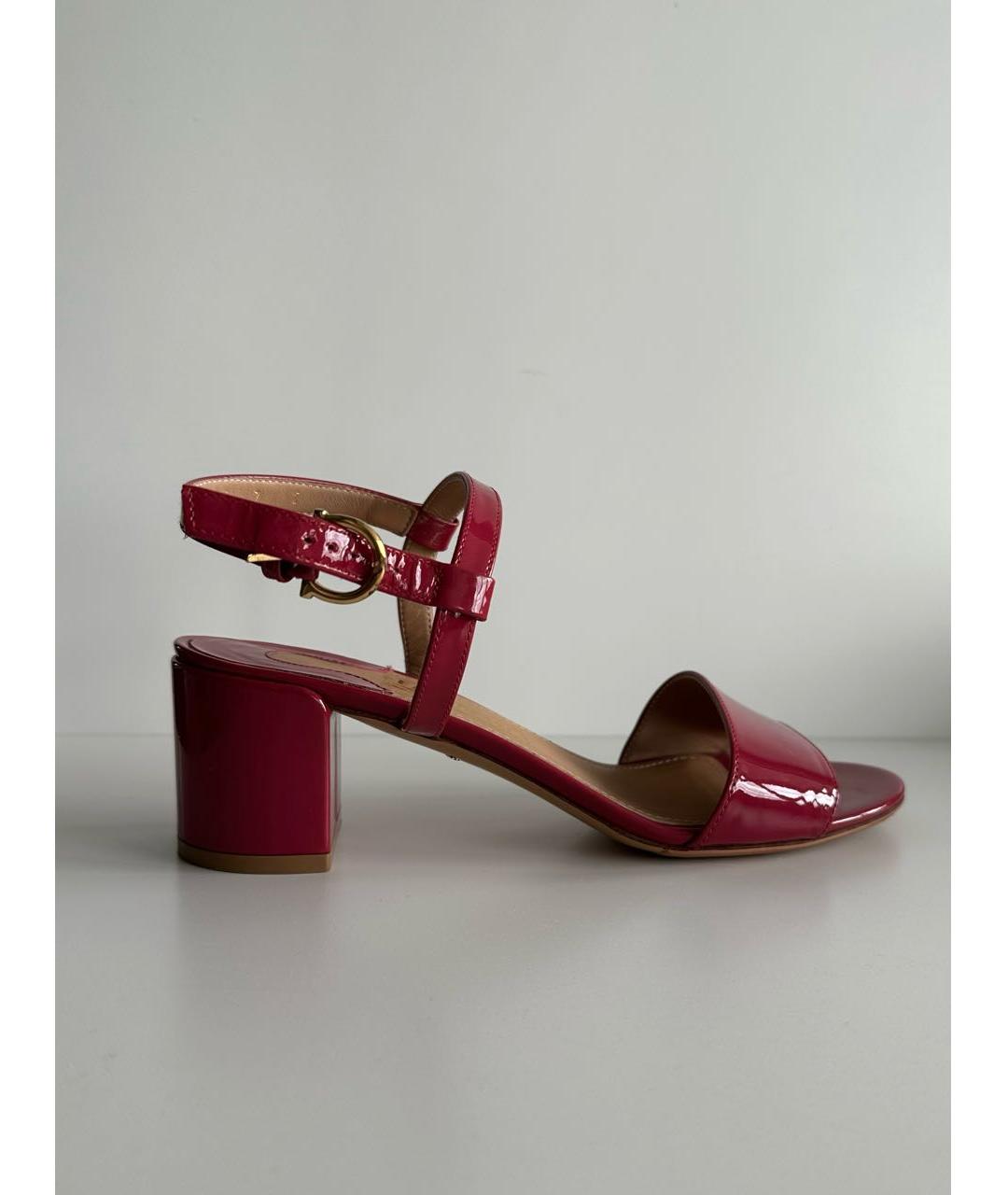 FERRAGAMO Фиолетовые босоножки из лакированной кожи, фото 6
