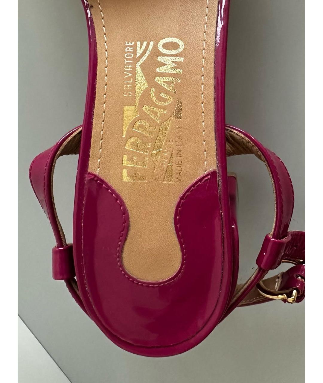 FERRAGAMO Фиолетовые босоножки из лакированной кожи, фото 5