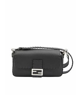 FENDI Сумка на плечо