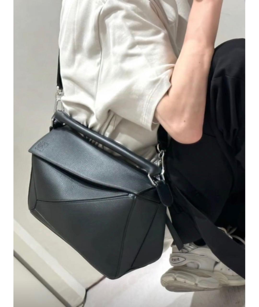 LOEWE Черная кожаная сумка на плечо, фото 4