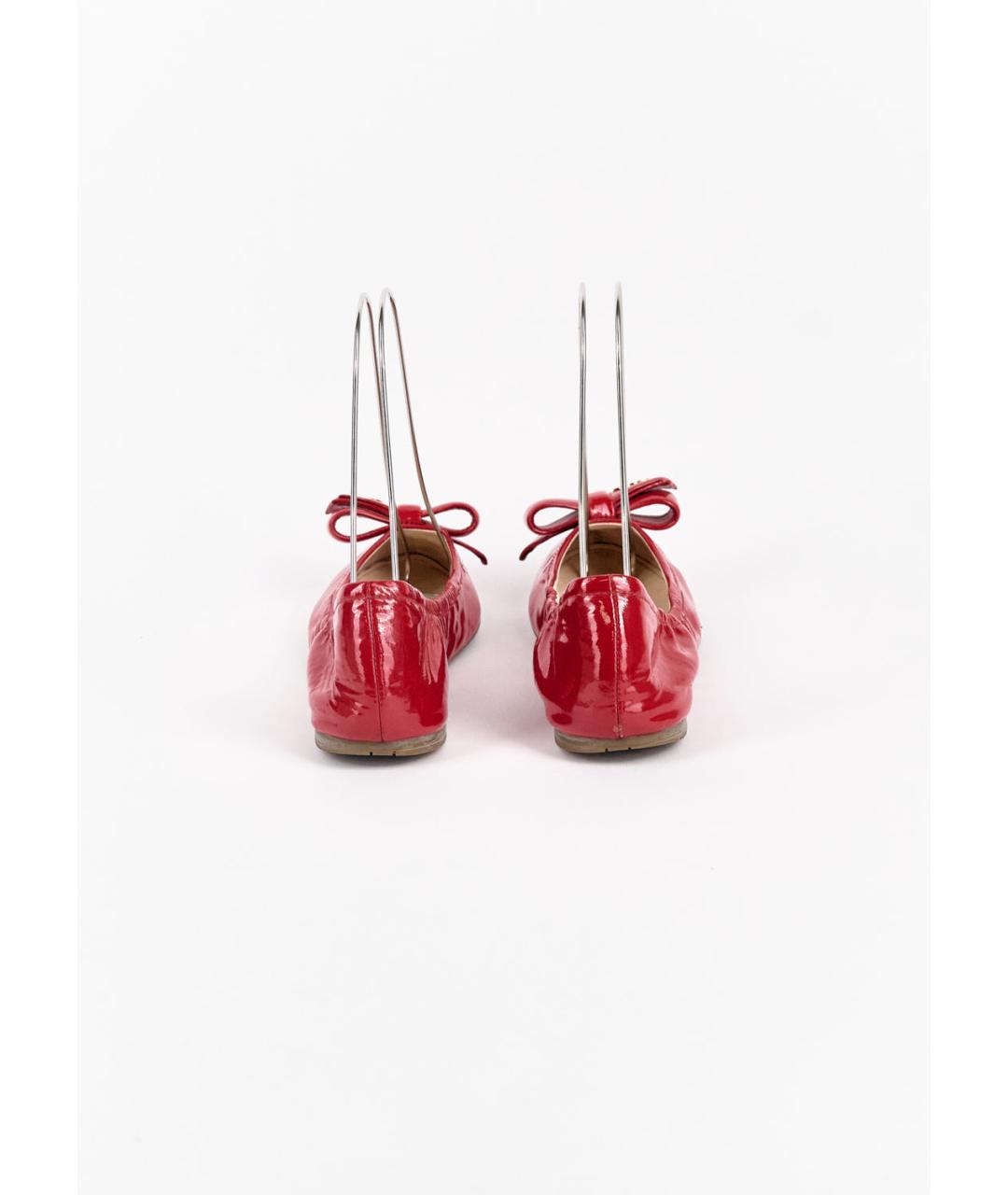 PRADA Красные балетки из лакированной кожи, фото 4