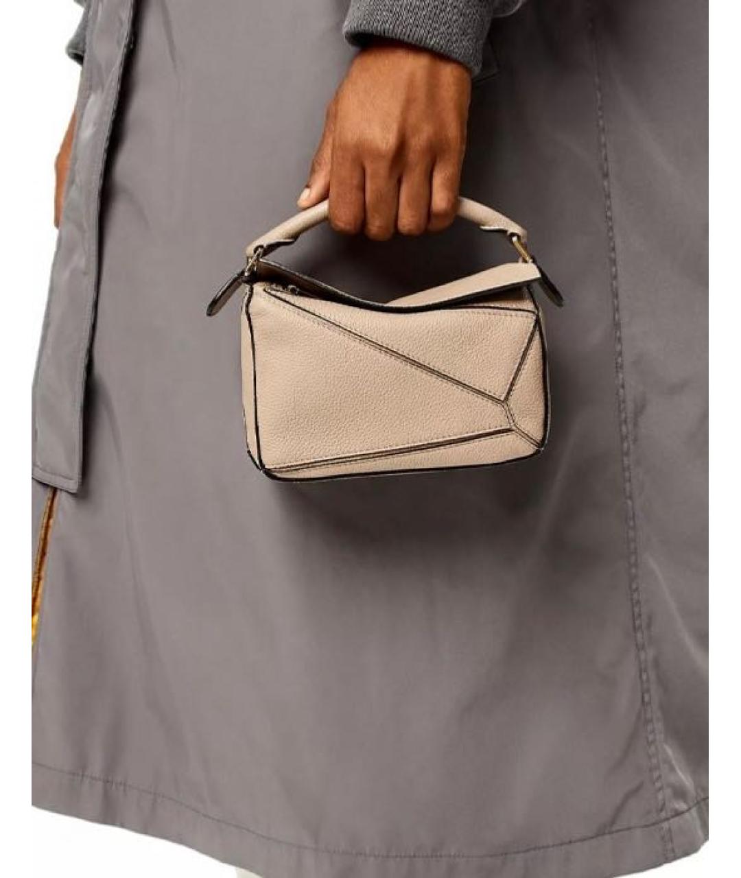 LOEWE Бежевая кожаная сумка через плечо, фото 3