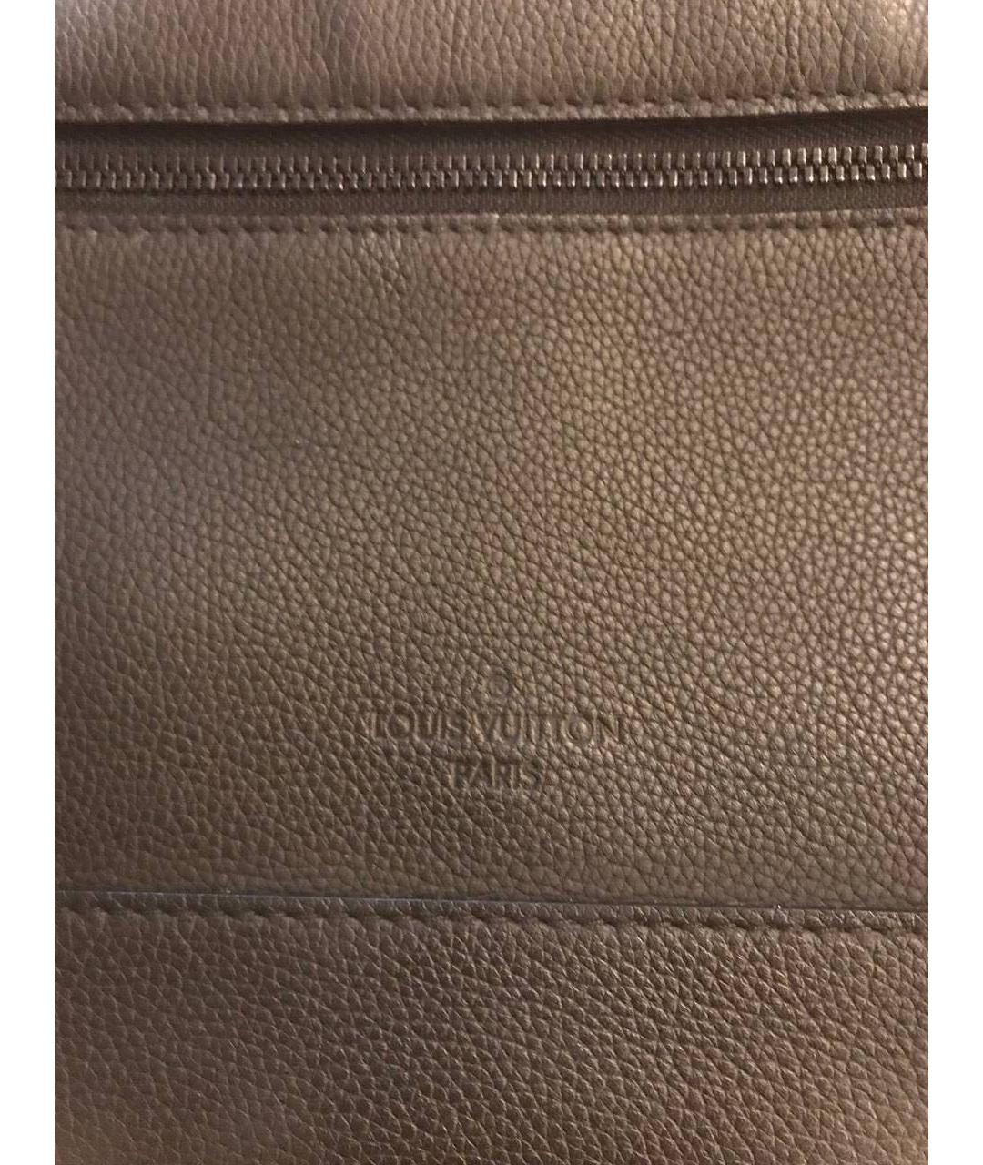 LOUIS VUITTON Черная кожаная сумка на плечо, фото 5